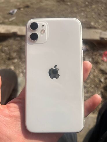 iphone 11 каропка: IPhone 11, Б/у, 128 ГБ, Белый, 72 %