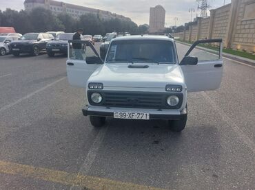 Çəngəllər: VAZ (LADA) 4x4 Niva: 1.7 l | Ofrouder/SUV