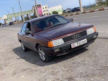 аренда авто последующим выкупом: Audi 100: 1989 г., 2.3 л, Механика, Бензин, Седан