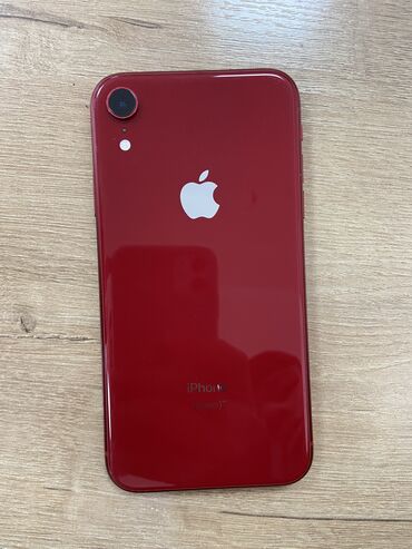 Apple iPhone: IPhone Xr, Б/у, 128 ГБ, Красный, 77 %