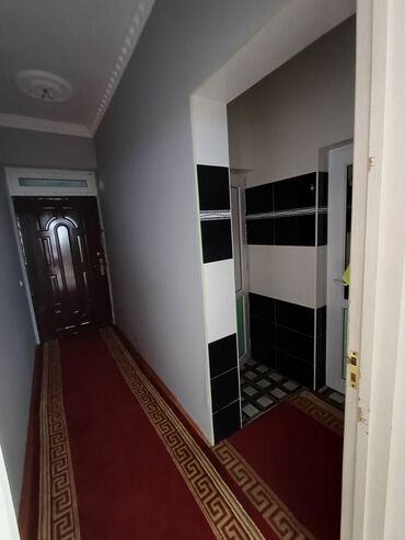 komsomol dairesinde satilan heyet evleri: 4 otaqlı, 110 kv. m, Kredit var, Yeni təmirli