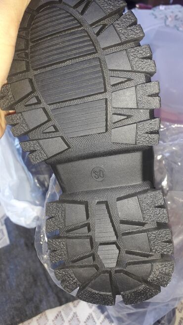 Детская обувь: Зимние детские сапоги 29размер — 10