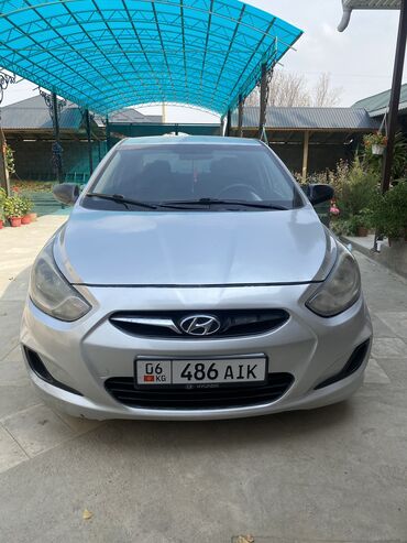 hyndai accent: Hyundai Solaris: 2013 г., 1.6 л, Механика, Бензин, Седан