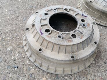 Auto delovi: Dobosi kocnica Lada 2121,21213,21214 Niva br. 1,2. Polovno, ocuvano — 4