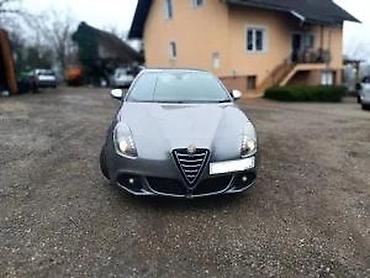 exterra srbija: Alfa Romeo Giulietta hauba kod boje 618. Alfa Romeo Giulietta hauba — 1