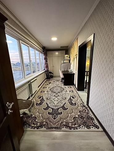 Продажа коттеджей и домов: Продается дом ж/м Биримдик-Кут Площадь дома 156 кВ.м Количество — 18