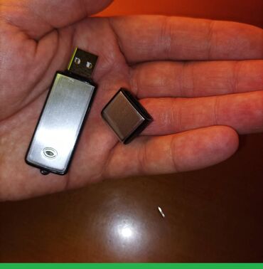 Μικρόφωνα: Κρυφό ΚΑΤΑΓΡΑΦΙΚΟ ΗΧΟΥ σε USB, με ΑΝΙΧΝΕΥΣΗ ΉΧΟΥ. Πολύ μικρού