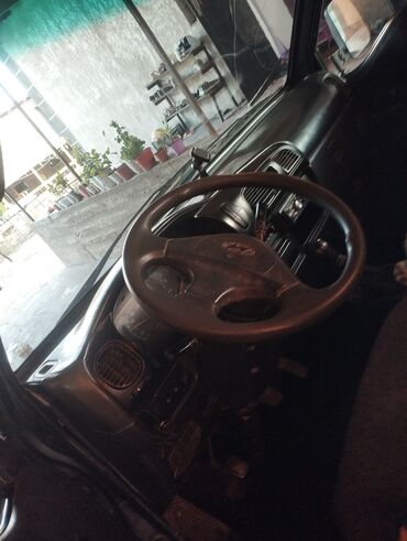 хендай центр бишкек: Hyundai H-100: 2005 г., 2.5 л, Механика, Дизель, Пикап