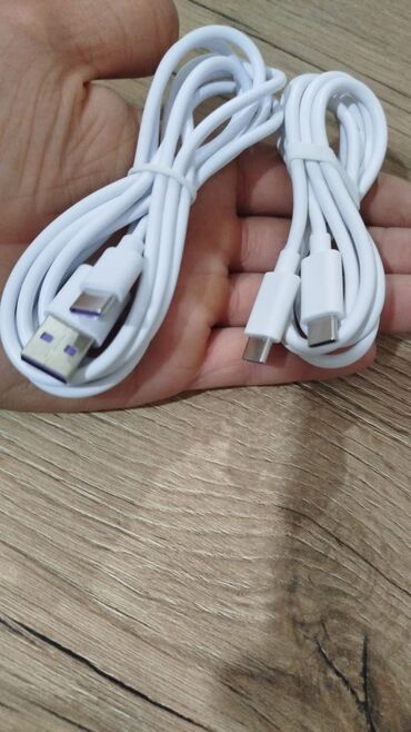 Flash kartlar: Flash kart < 2 GB, USB Micro, Yeni — 20