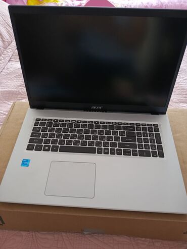 8gb notebook ram: Б/у Acer Aspire, 17.3 ", Intel Core i3, 256 ГБ, Самовывоз