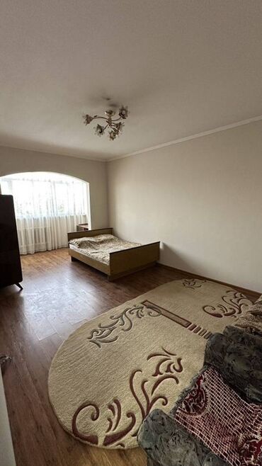 дом в районе восточного автовокзала: 1 бөлмө, 44 кв. м, 3 кабат, Евроремонт