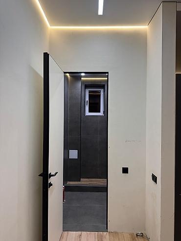 Укладка плитки: Резка плитки, Подготовка стен для укладки, Укладка плитки на откосы, окна, двери | Керамическая плитка, Мозаичная плитка, Мраморная плитка | Вертикальная укладка, Раскладка ковром, Раскладка в разбежку Больше 6 лет опыта — 10