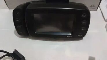 GPS: BMW Motorrad Navigator I - 100 € BMW Motorrad Navigator II - 120 € BMW — 8