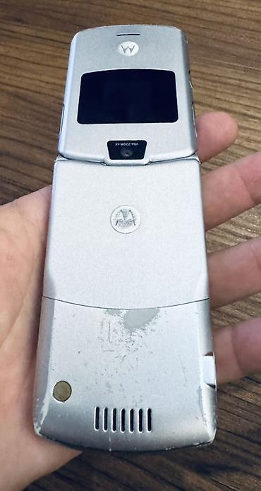 motorola telefon eski model: Motorola Razr V Xt885, rəng - Gümüşü, Düyməli — 5