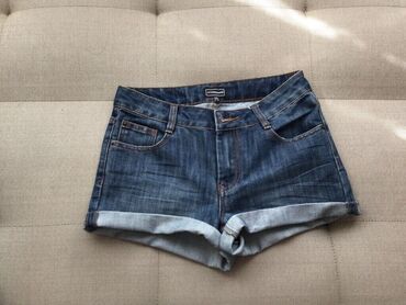 mma şortik: Шорты. женские . Şortik. 1. Tünd göy rəngdə. Marka: Waredenim