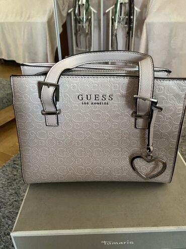 prada torba cena: Shoulder bag, Guess, Material: Leather