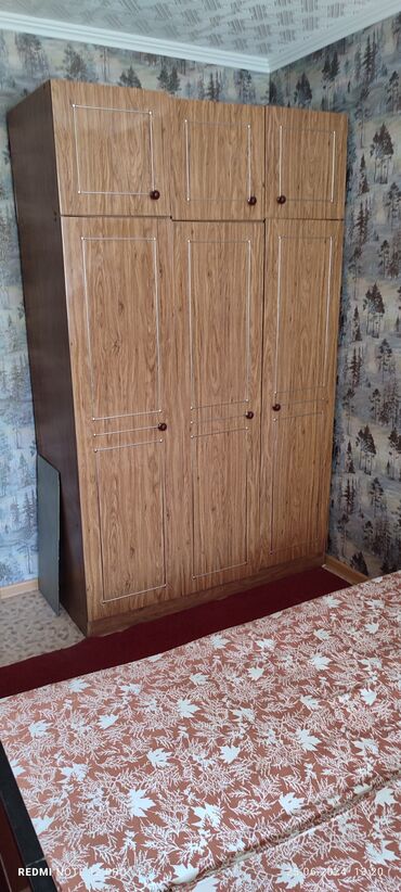 купить шкаф офисный для документов: Продается спальный гарнитур (Бишкек. 1990 г). В комплекте: 1 кровать и