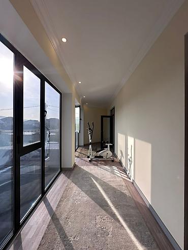 Продажа коттеджей и домов: 🏡 Продается элитный особняк на первой линии в районе Ынтымак! •	370 — 17