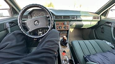 sg 5: Mercedes-Benz W124: 1989 г., 2.3 л, Механика, Бензин, Седан — 8