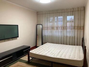 аренда дом без хозяина: Сдаётся светлая меблированная однокомнатная квартира в районе