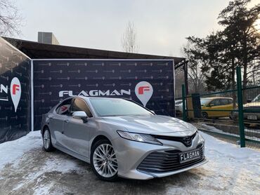 tayota 40: Toyota Camry: 2018 г., 2.5 л, Автомат, Бензин