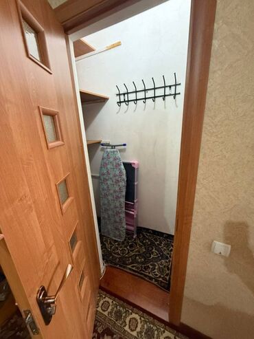 продаю 2х команатную квартиру в 7 мкр: 2 комнаты, 62 м², Элитка, 2 этаж, Евроремонт
