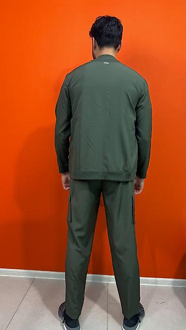 Медициналык кийим: Мужской медицинский комплект (scrubs) . Состав набора: - Верх — 8