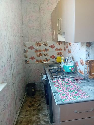 Həyət evləri və villaların satışı: 2 otaqlı, 43 kv. m, Orta təmir — 12