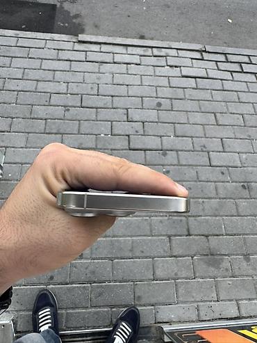 balaca iphone: IPhone 16 Pro, 512 GB, Natural Titanium — 3