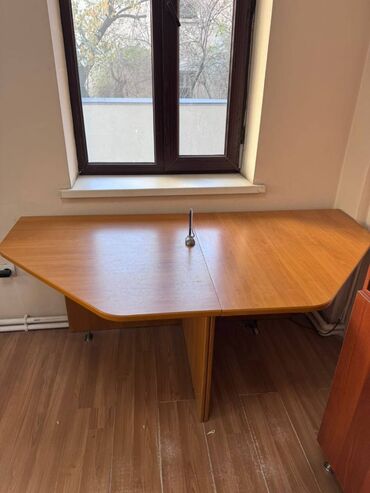 ножовка по дереву: Компьютерный стол, Б/у, Угловой