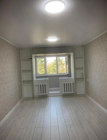 квартира 4 микрайон: 3 комнаты, 58 м², 104 серия, 4 этаж, Евроремонт
