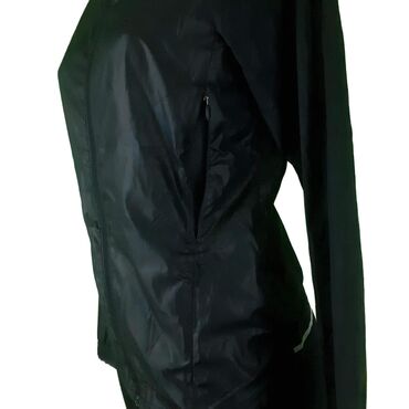 Sportska odeća: Gornji deo odeće, Za odrasle, Upotrebljenо — 6