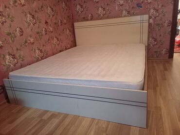 Мебель: Двуспальная кровать, Турция, Б/у