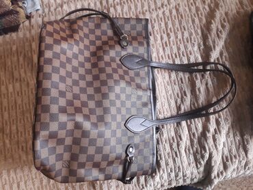 Классические сумки: Женские сумки: Состояние отличное, приехали из Германии; 500 сом за 1 — 20