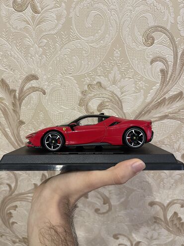 Avtomobil modelləri: Ferrari, 2025 il, 1:24, Dəmir, Rayonlara çatdırılma, Ünvandan götürmə, Pulsuz çatdırılma — 2