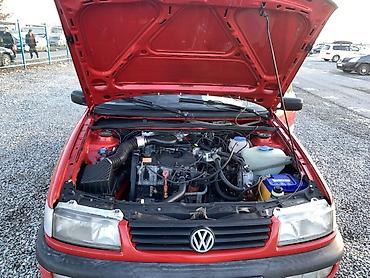 Volkswagen: Volkswagen Passat Variant: 1993 г., 1.8 л, Механика, Газ, Универсал — 20