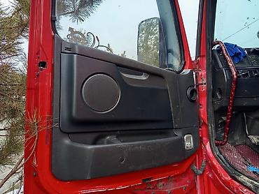 Тягачи: Тягач, Volvo, Тентованный — 11