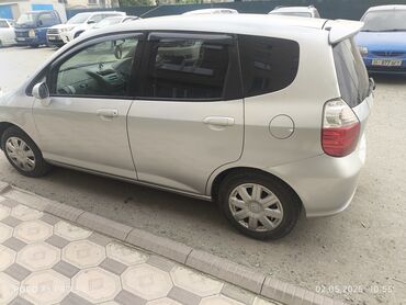 Honda: Honda Fit: 2003 г., 1.3 л, Автомат, Бензин, Хэтчбэк