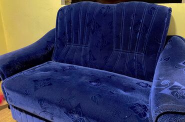 диваны двухместные: Прямой диван, цвет - Синий, Б/у