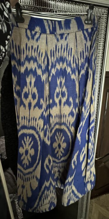 двойку кофт и юбка: Юбка, Модель юбки: Полусолнце, Миди, Узбекский адрас, Высокая талия