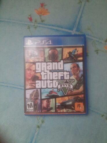 PS4 (Sony Playstation 4): Ps4 gta 5 diski satılır tecili ünvandan göturme şerti ile tam işlek