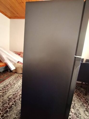 Soyuducular: Təzə alınıb. Bir dəfə belə istifadə olunmayıb. Heçbir problemi yoxdur — 6