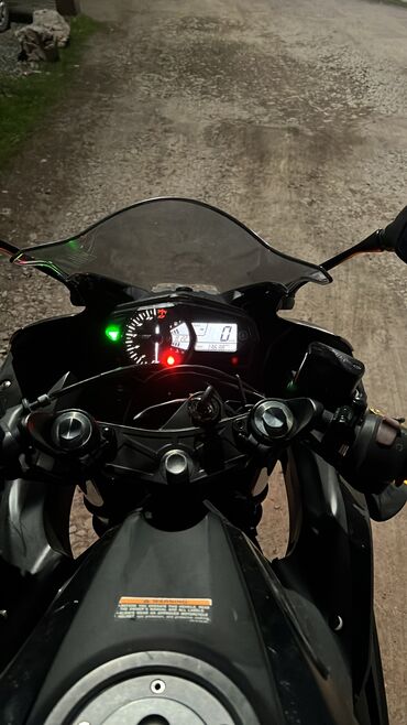 мотор мотоцикл: Спортбайк Yamaha, 350 куб. см, Бензин