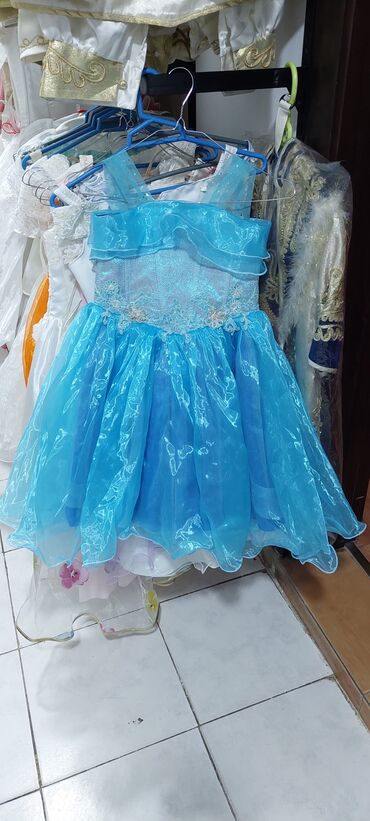 Donlar: Qiz uşagi ucun 30 eded geyimler 5 yaşdan 12 yaşa kimi .baxir — 28