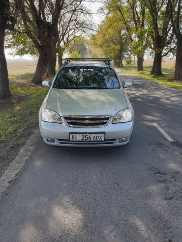машина купить недорого: Chevrolet Lacetti: 2005 г., 1.6 л, Механика, Бензин, Седан