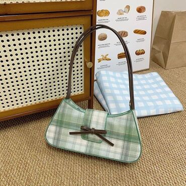 Çantalar: Çiyin çantası, Yeni — 11