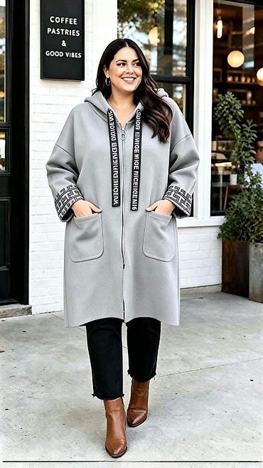 Koledžice: ✨️BIG SIZE MODEL ✨️
Vel: XL XXL XXXL XXXXL
Cena: 3100 dinara — 5