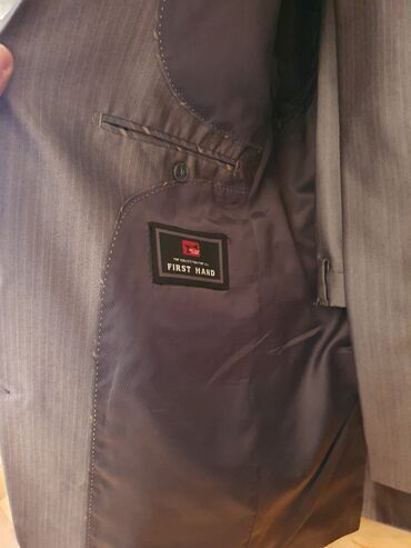 Kostyumlar: Kastyum şalvar desti 25m 3dəfə geyinilib. Təzə kimidi. nömreye zeng — 4