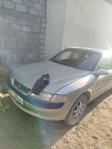 Vauxhall: Opel Vectra: 1996 г., Механика, Бензин, Хэтчбэк — 1