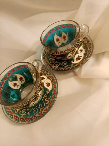 Çay dəstləri və servizlər: Çay dəsti, Şüşə